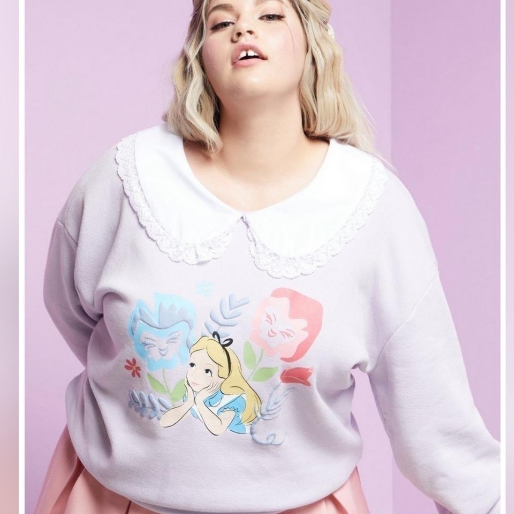 Alice in Wonderland Purple Peter Pan Collar Disney Sweatshirt